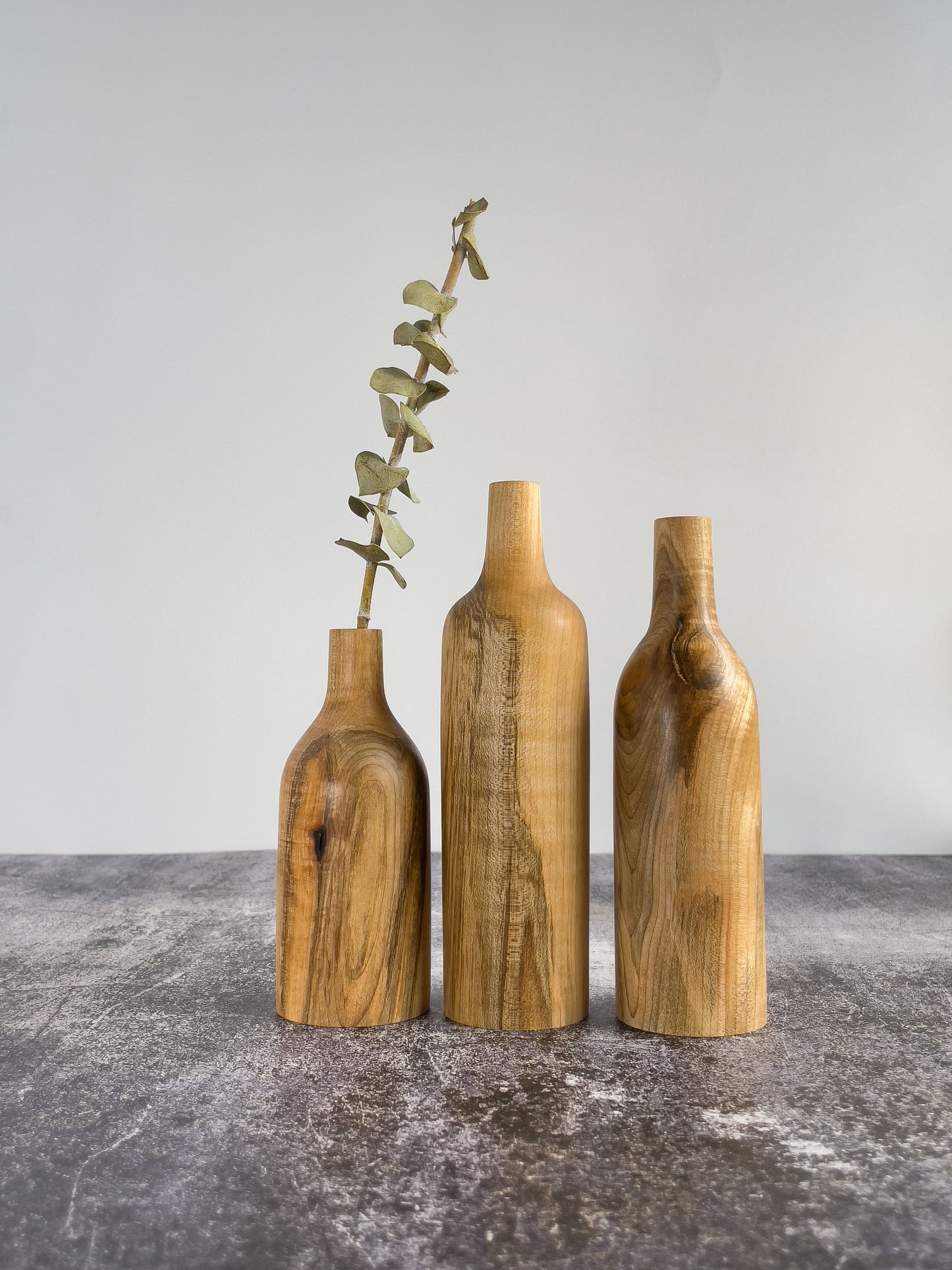 No 28 - Trio de vases